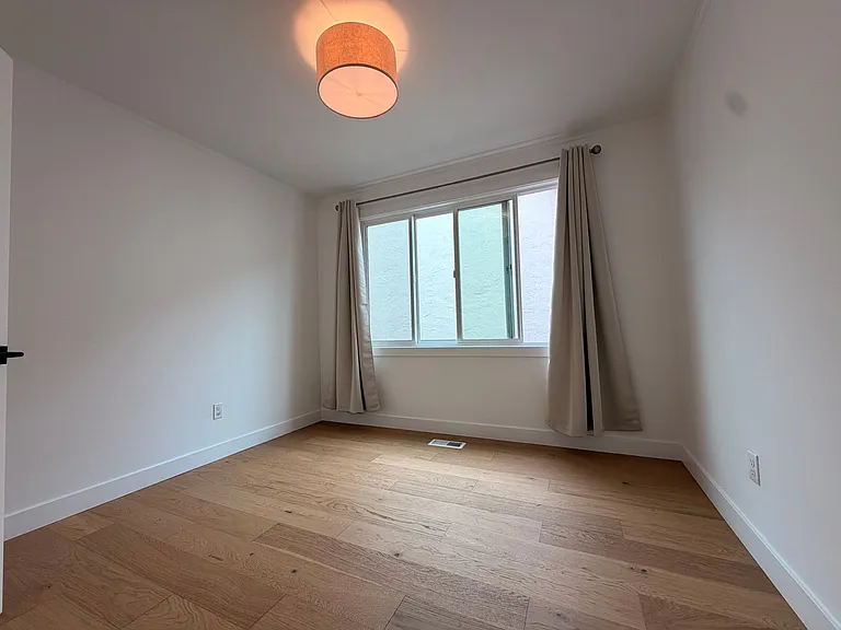 710 W Orange Ave — Photo 27