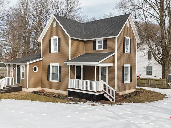 301 W Railroad St, Dowagiac, MI 49047