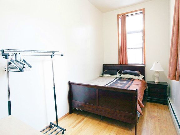 5th image of 9 E 128th St APT 1