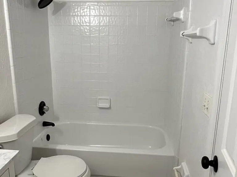 5745 SW 10th Pl — Photo 27