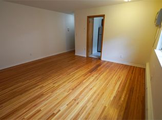 388 Laurel Ave #1B-1BA-650SQFT, Saint Paul, MN 55102