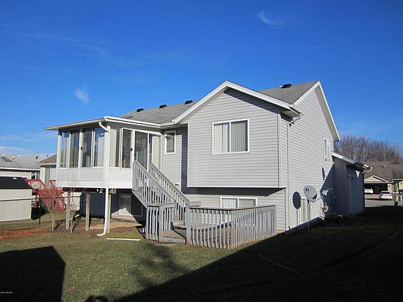 4th image of 4677 Crosswinds Dr SE