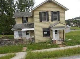 315 S 10th St, Reynoldsville, PA 15851