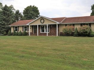 56846 Feather Ct, Three Rivers, MI 49093