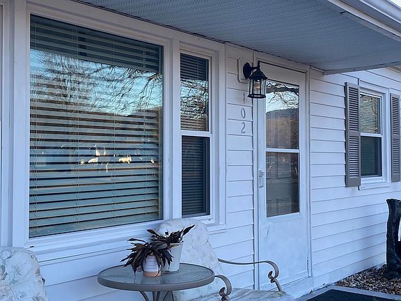 2nd image of 102 Crawford Dr
