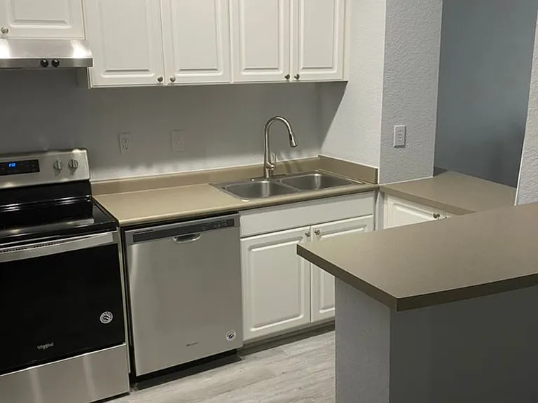 402 S Armenia Ave #114 — Photo 16