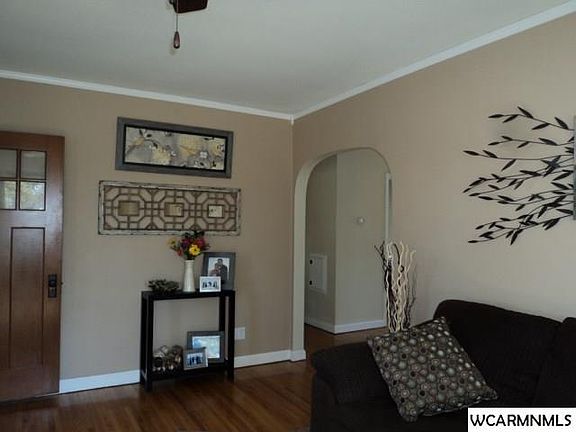 4th image of 532 Orchard St