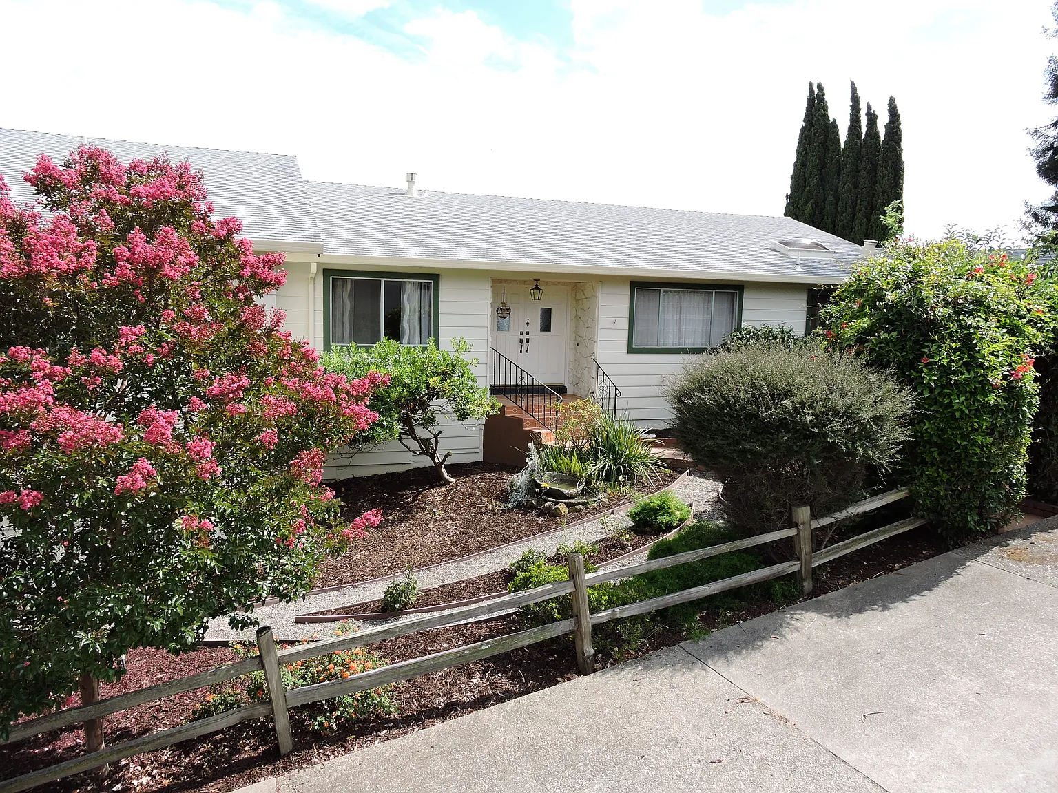 3963 Luella Pl photo 1