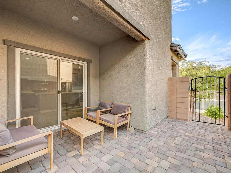 10669 Sariah Skye Ave — Photo 8