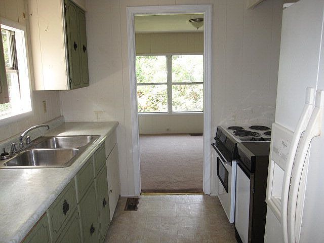 2nd image of 7778 Lee Road 240