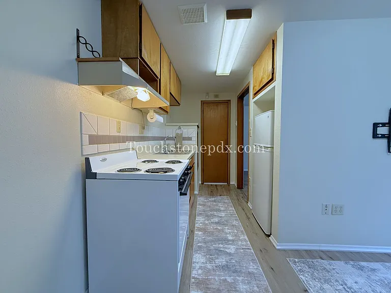 3224 SE Floss St — Photo 8