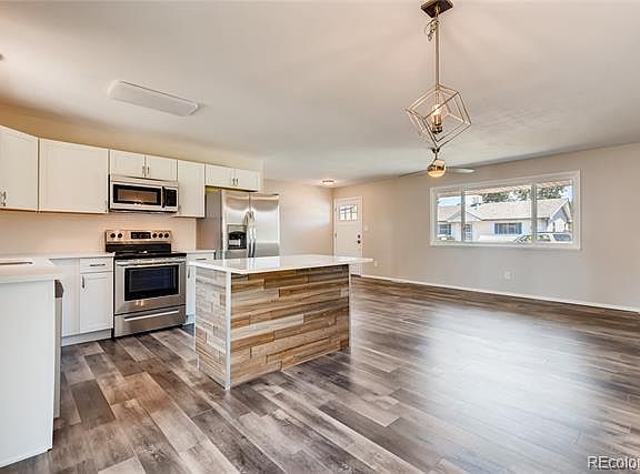 5th image of 401 Crest St