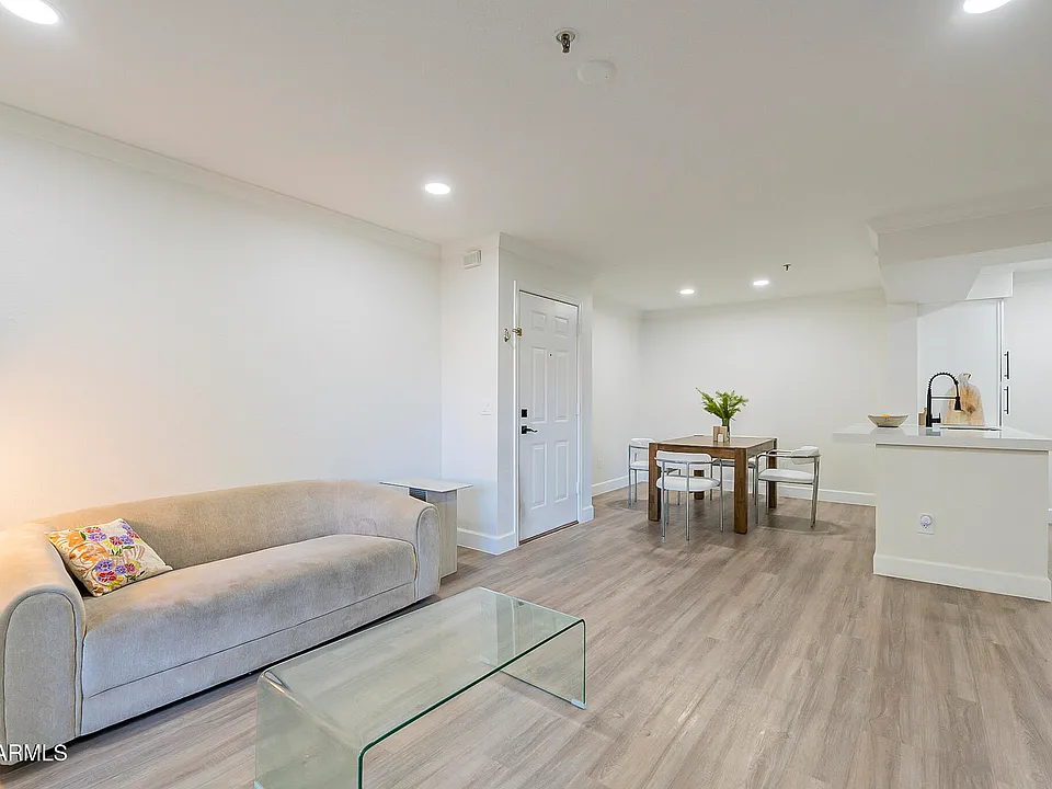 2025 E Campbell Ave #265