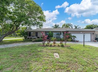 1571 Lakeside Dr, Dunedin, FL 34698
