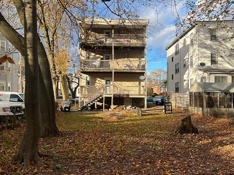 115 Sagamore Ave #1 — Photo 33
