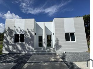 135 NW 60th St #1-2, Miami, FL 33127