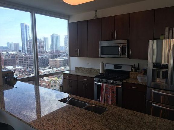 5th image of 757 N Orleans St #1306
