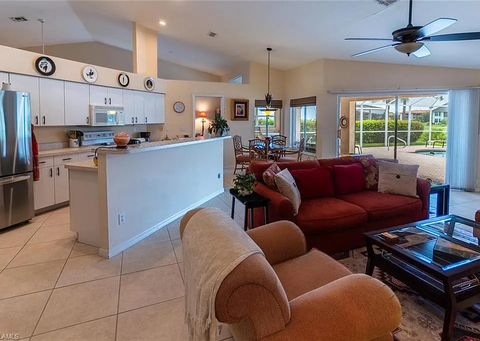 458 Countryside Dr