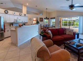 458 Countryside Dr, Naples, FL 34104