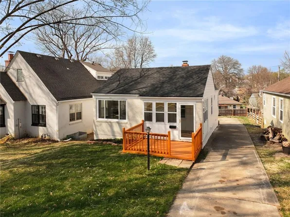 822 E 72nd St, Kansas City, MO 64131