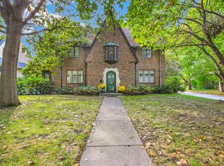 1001 S Douglas Ave, Urbana, IL