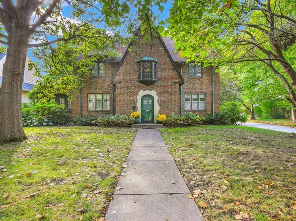 1001 S Douglas Ave, Urbana, IL 61801