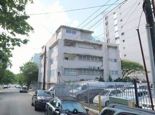 666 Calle Un APT 10, San Juan, PR 00907