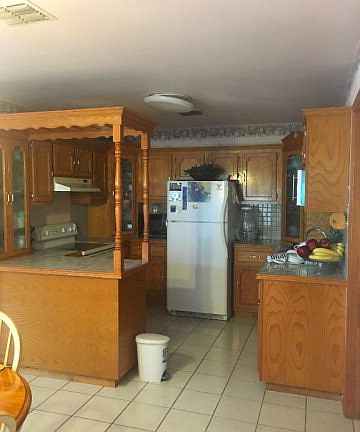 3rd image of 3718 Gonzalez Ln