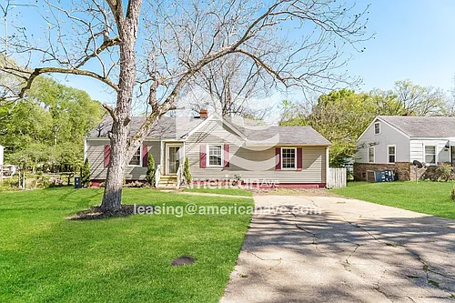 1243 Pineview Rd Photo 1