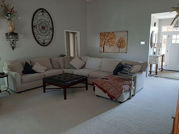 5th image of 2633 Briarcliff Dr
