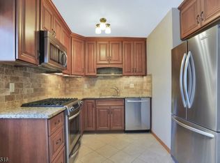 302 Pitney Pl #302, Morristown, NJ 07960