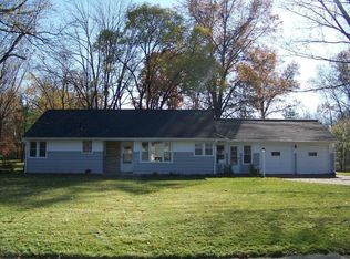 61 Manning Dr, Berea, OH 44017