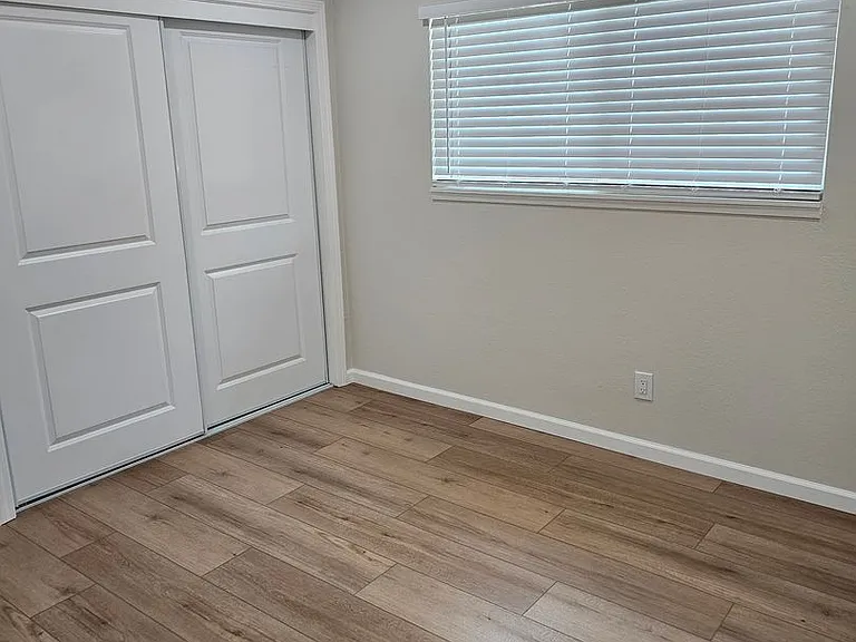 2035 E Kern Ave — Photo 6
