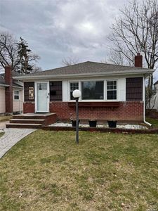 64 W Marshall Street, Hempstead, NY, 11550