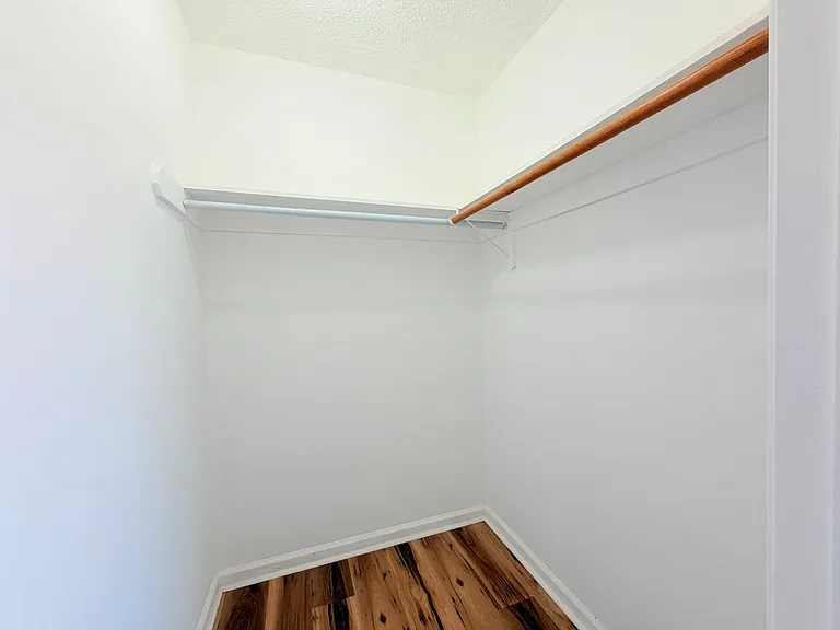 5302 Aden Ct — Photo 7