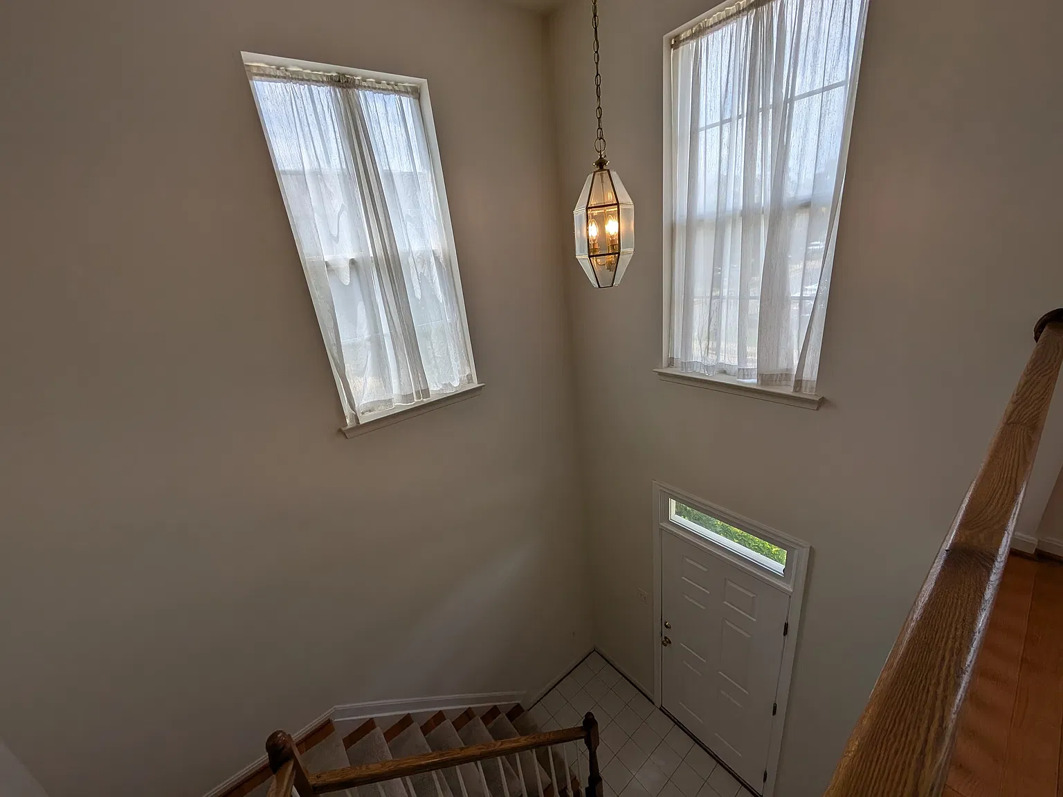 3 bed, 1510 sqft, $3,200 — Photo 2