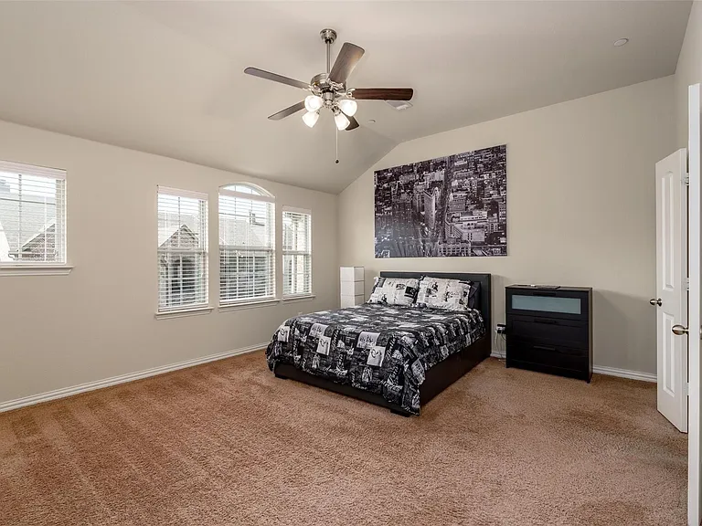 2559 Adam Ln — Photo 13
