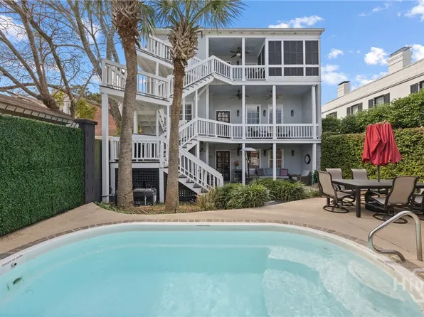 512 Tattnall Street, Savannah, GA 31401