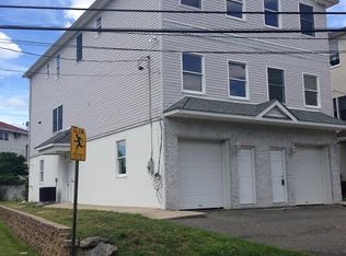 1137 Farm Rd, Secaucus, NJ 07094