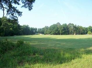 5203 Elmore Rd, Elmore, AL 36025