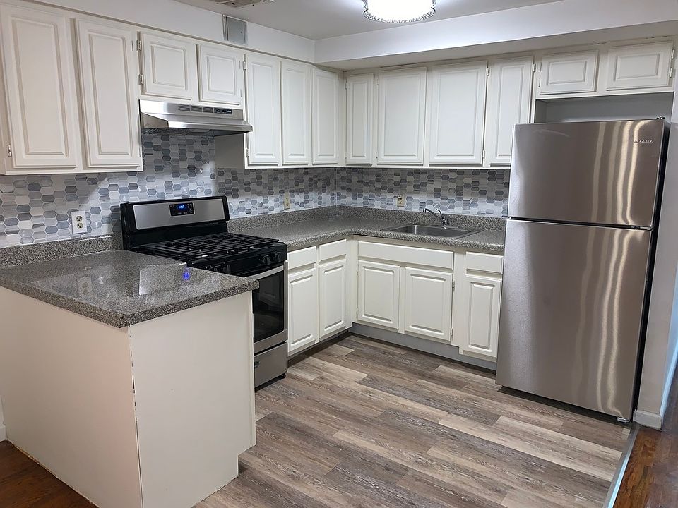 1st image of 57 Buffalo Ave #1