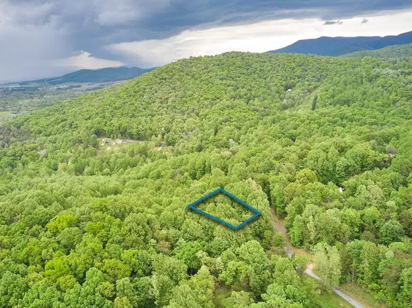 A12 Friendly Ln, Stanley, VA 22851