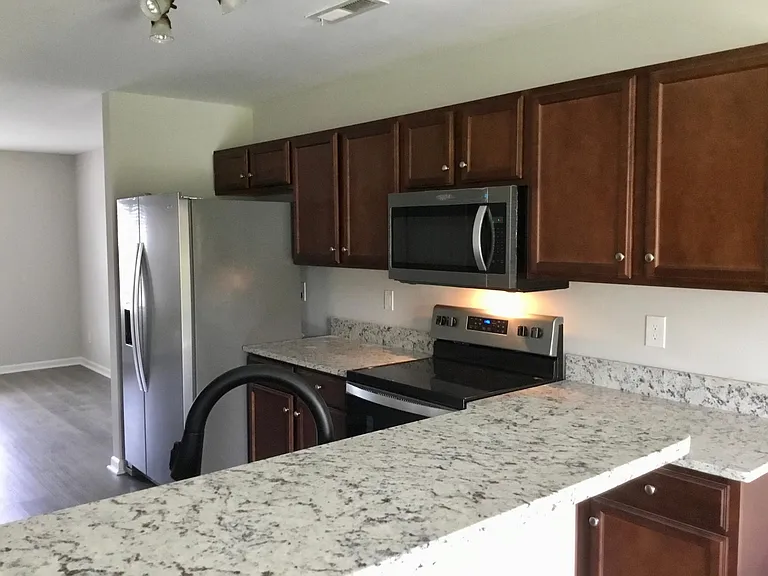 3965 Foliage Dr — Photo 8