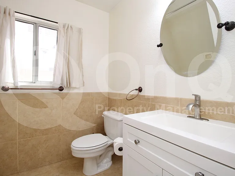1562 S Monterey St — Photo 17