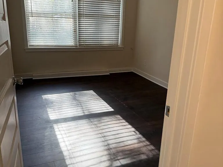 514 Ridge Rd SE #111 — Photo 7