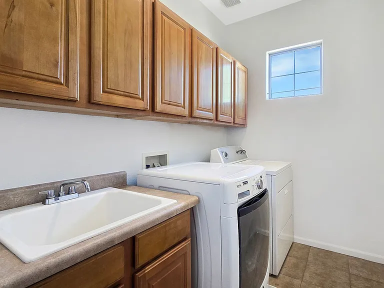 2237 N 135th Dr — Photo 31