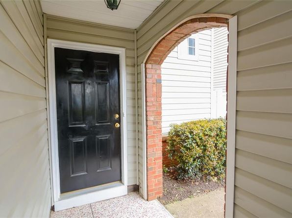 102 Manley Ct, Woodstock, GA 30188
