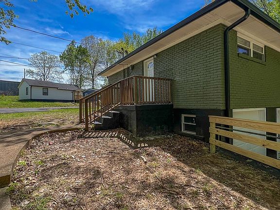 4th image of 100 Wilson Ct #A