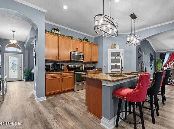 5th image of 13731 DEVAN LEE Drive N