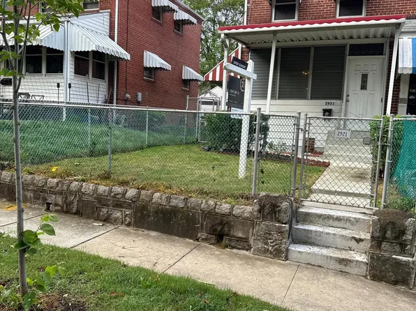 2921 M St SE, Washington, DC 20019